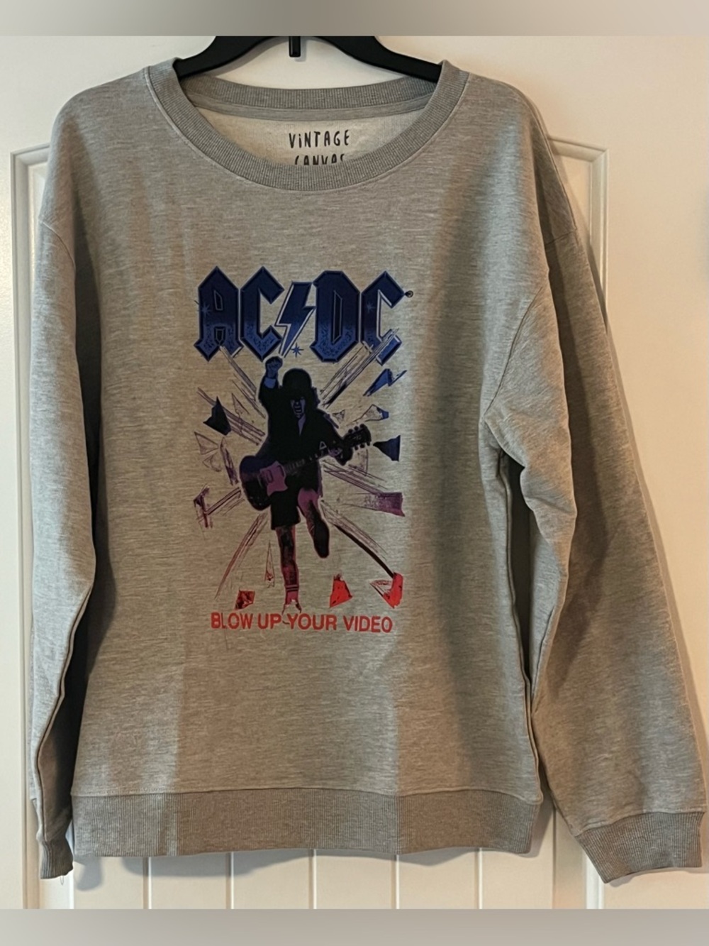 AC/DC Sweatshirt - Gray with bright Graphics various sizes New in packaging